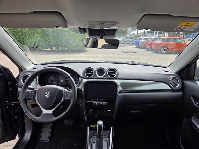 Vehicle Image 11