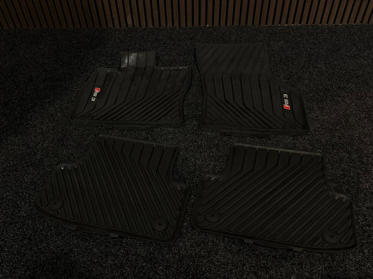 Vehicle Image 54