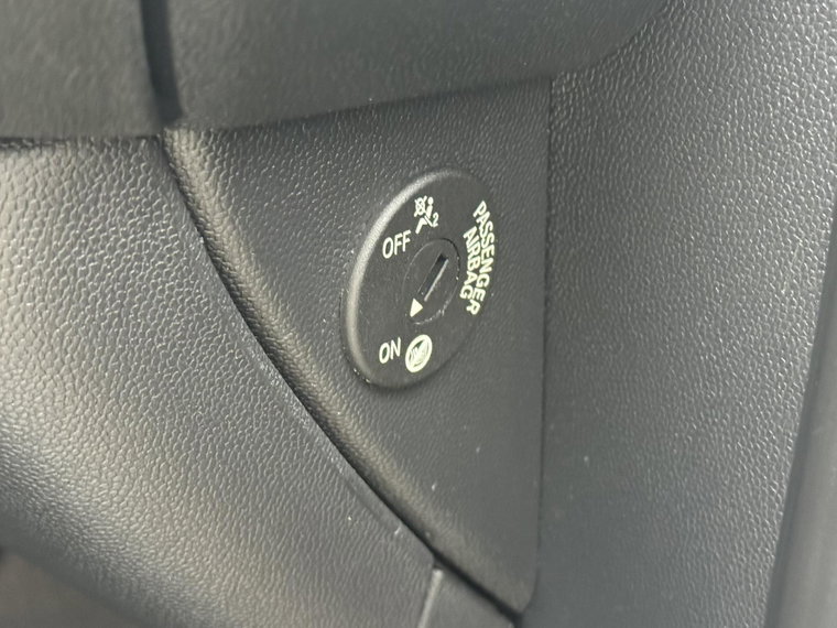 Vehicle Image 24