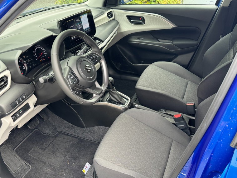 Vehicle Image 18