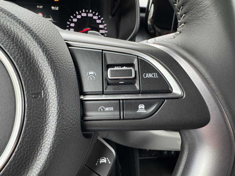 Vehicle Image 21