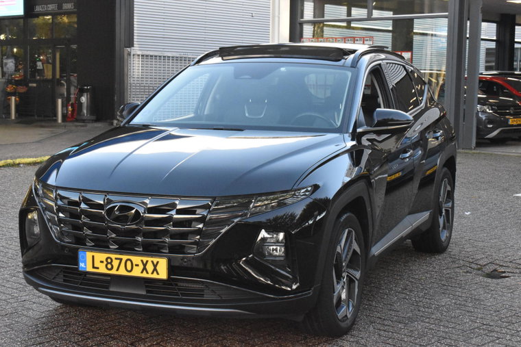 Vehicle Image 30