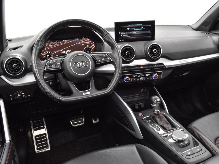 Vehicle Image 30
