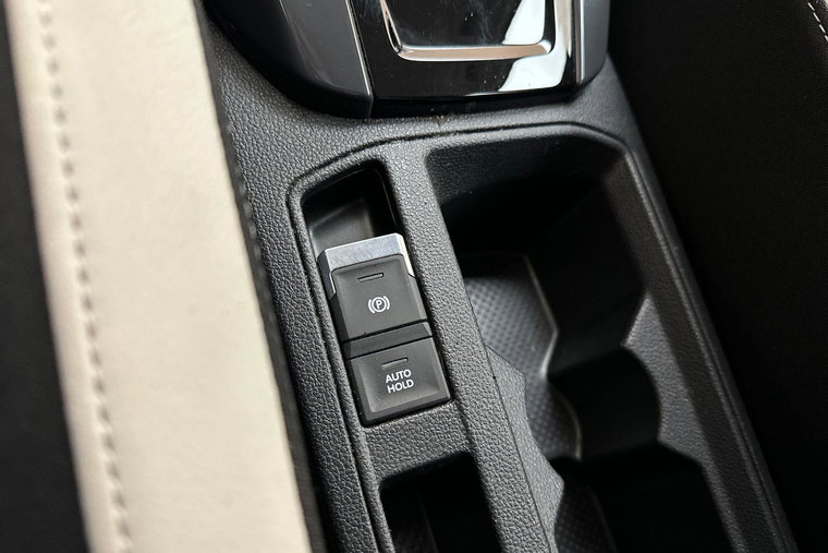 Vehicle Image 28