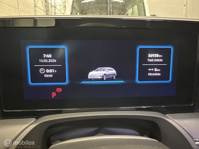 Vehicle Image 11