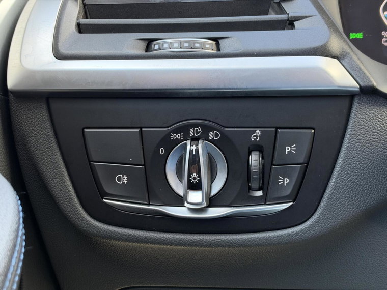 Vehicle Image 40