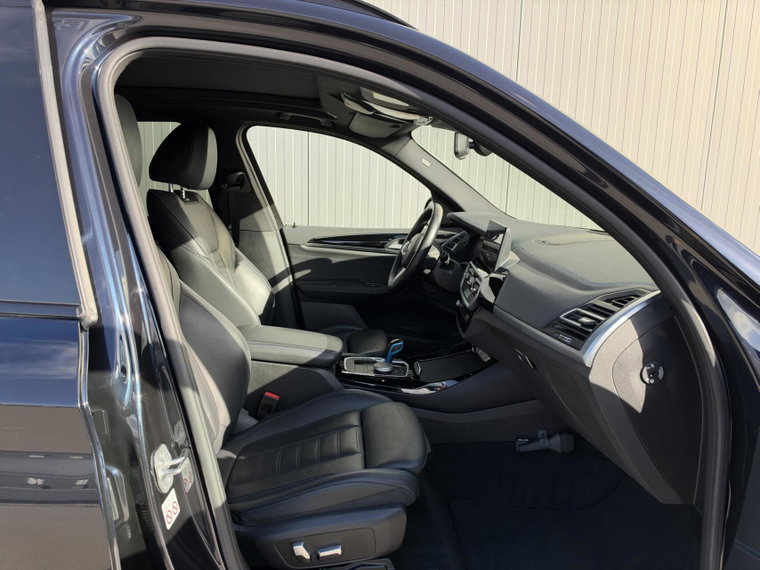 Vehicle Image 49