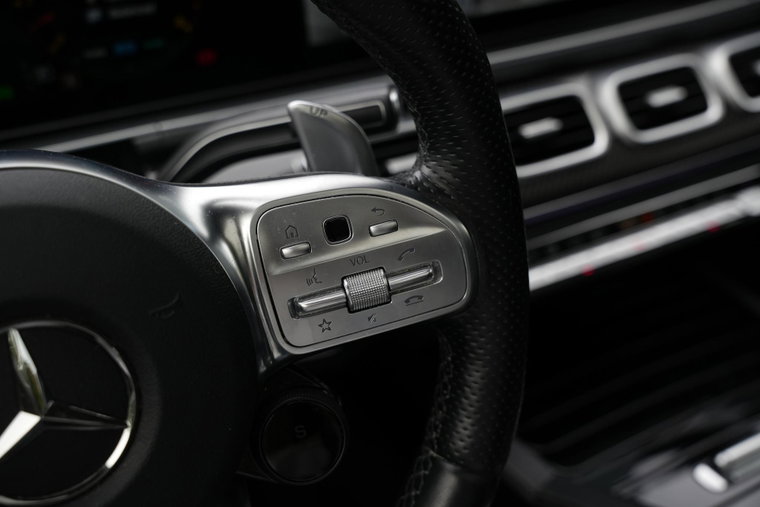 Vehicle Image 40