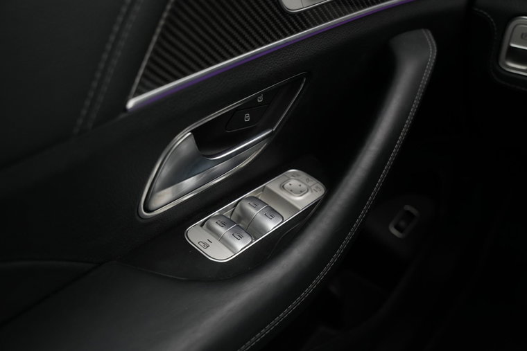 Vehicle Image 48