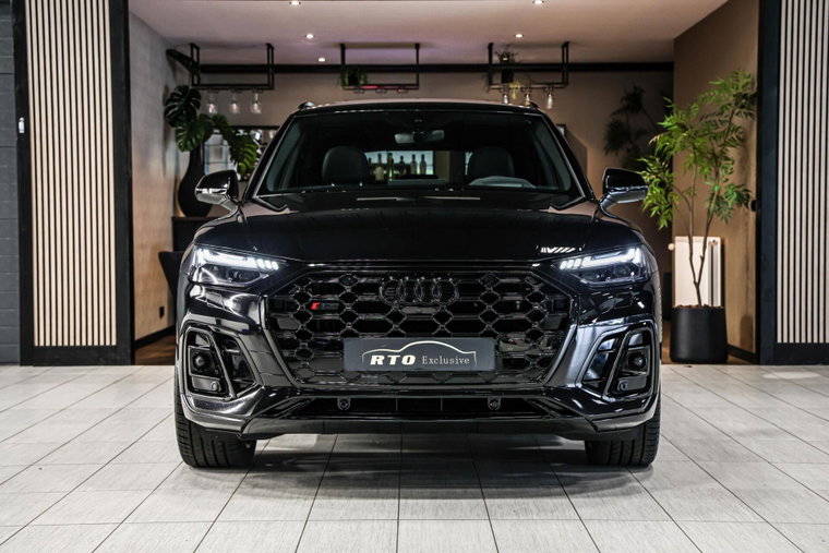 Vehicle Image 8