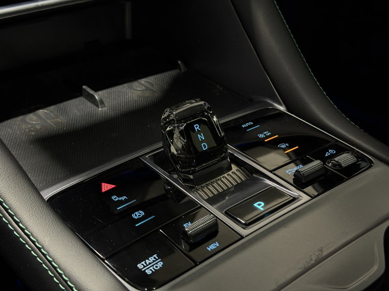 Vehicle Image 31