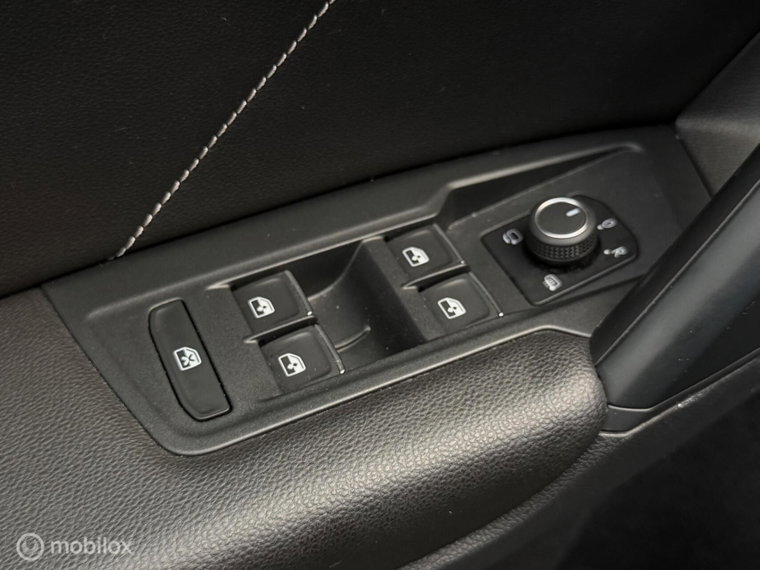 Vehicle Image 45
