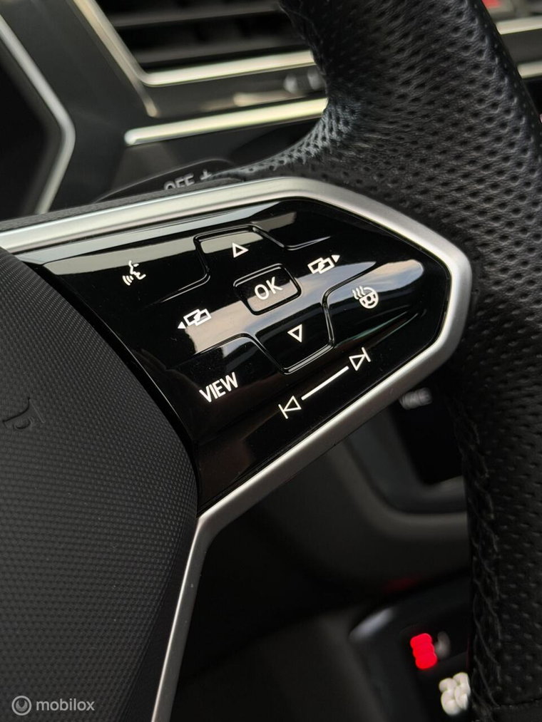 Vehicle Image 50
