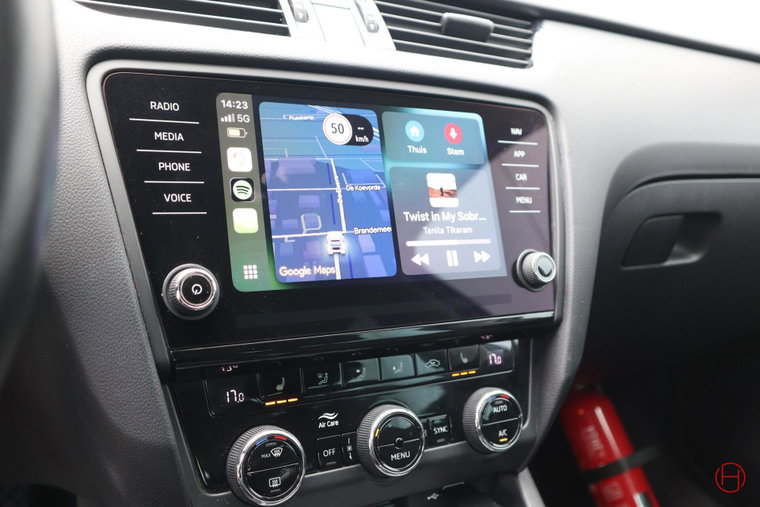 Vehicle Image 19