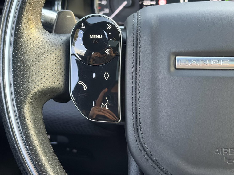 Vehicle Image 26