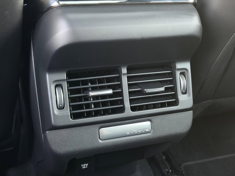 Vehicle Image 39
