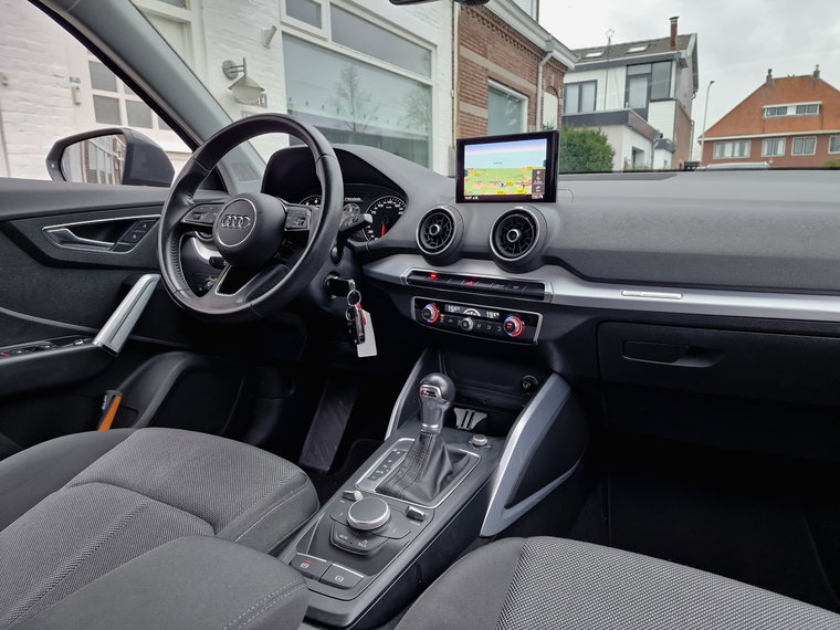 Vehicle Image 13