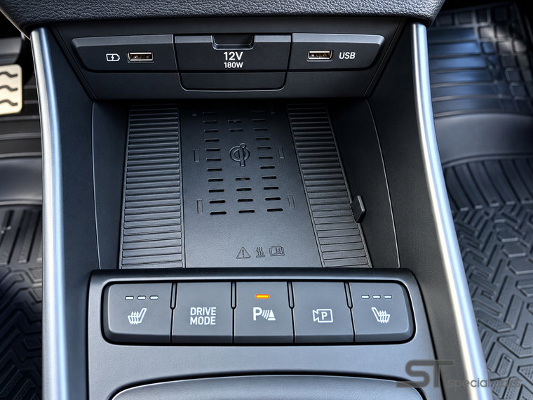 Vehicle Image 27