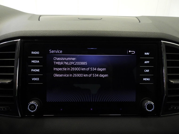 Vehicle Image 15