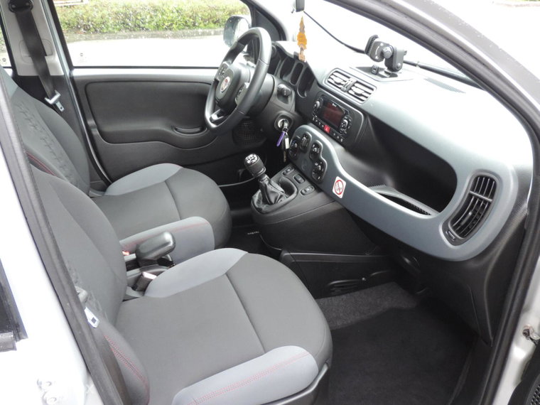 Vehicle Image 8