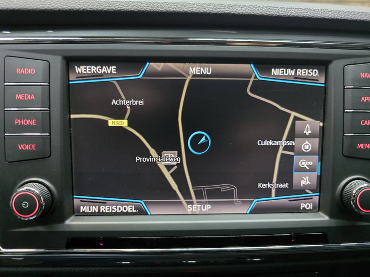 Vehicle Image 14