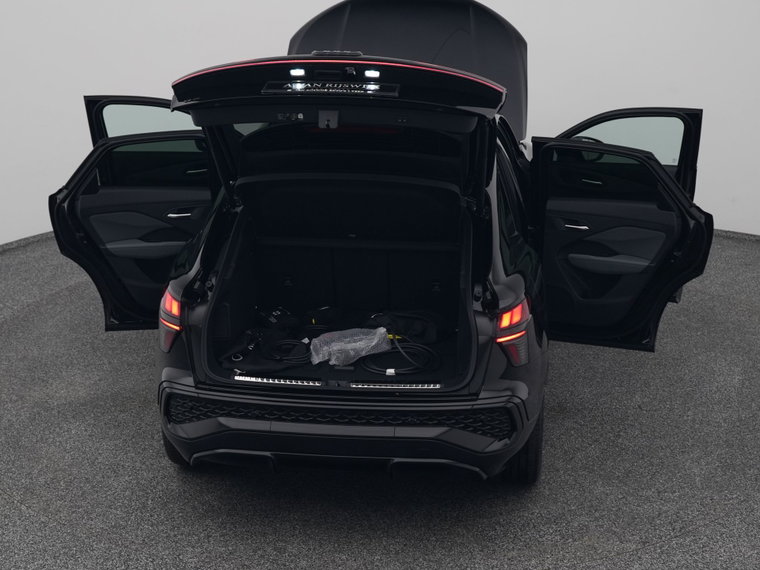 Vehicle Image 41