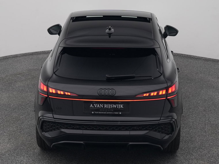 Vehicle Image 60