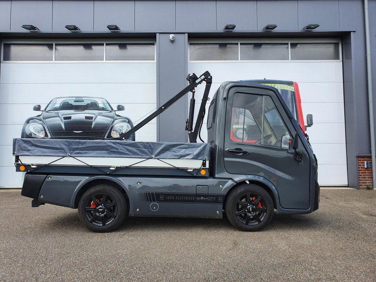 Vehicle Image 18