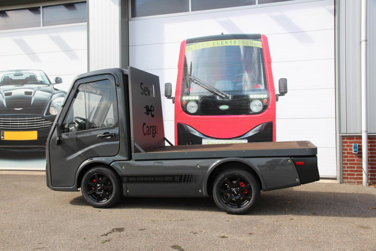 Vehicle Image 7