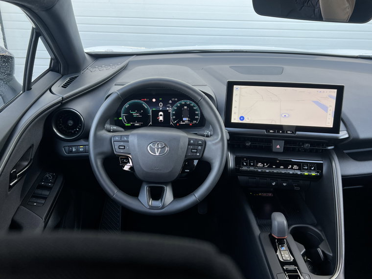 Vehicle Image 12