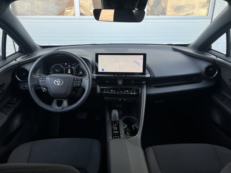 Vehicle Image 13