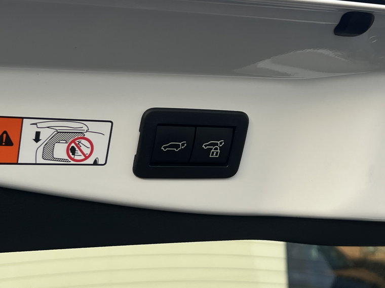 Vehicle Image 34