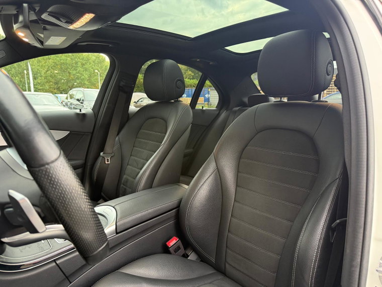 Vehicle Image 37