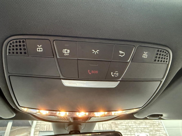Vehicle Image 45