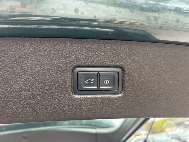 Vehicle Image 41