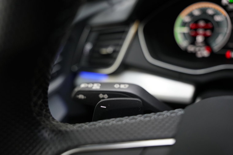 Vehicle Image 36