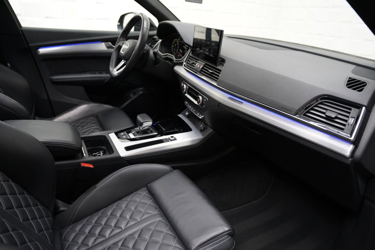 Vehicle Image 37