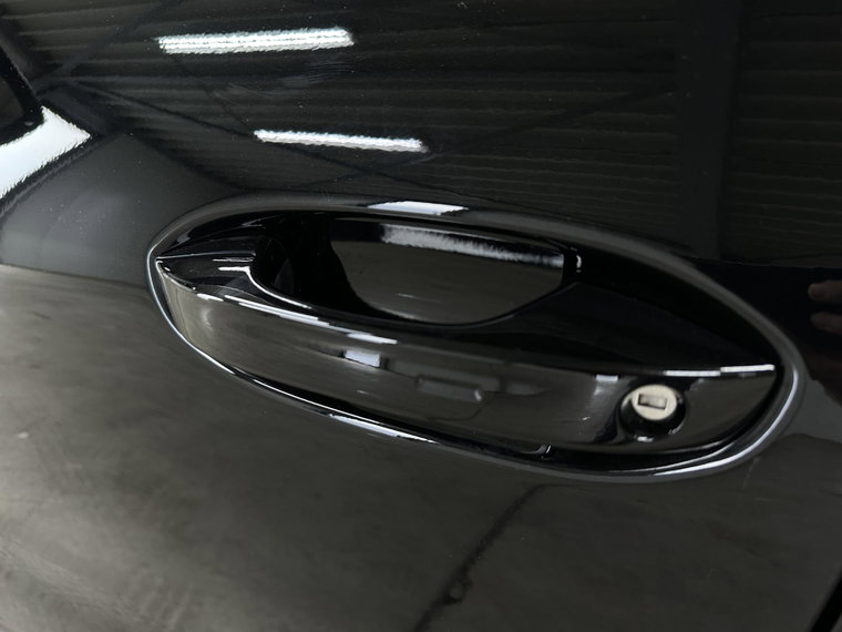 Vehicle Image 38