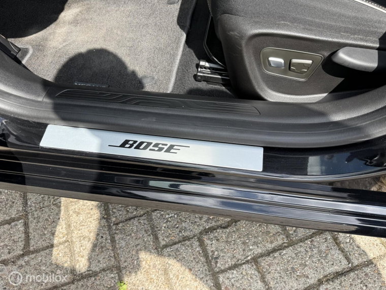 Vehicle Image 24