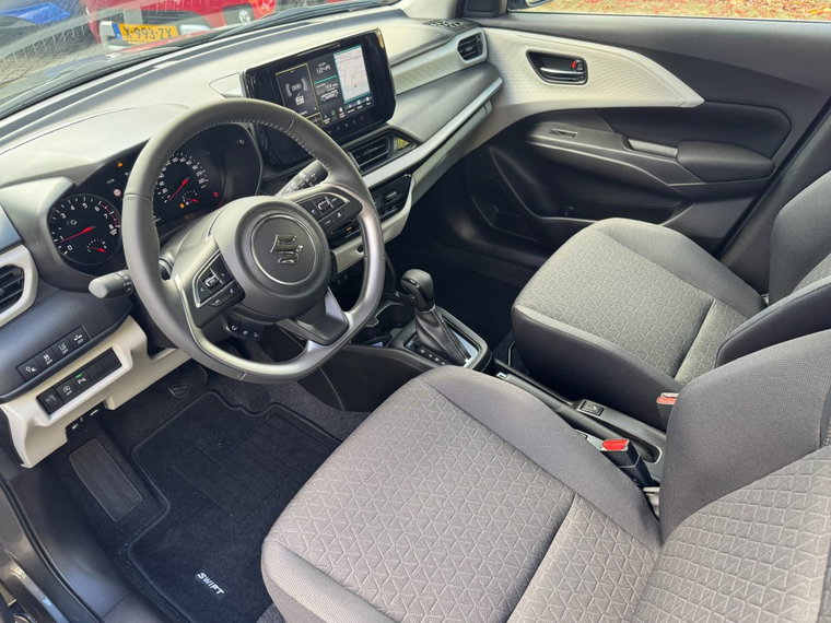 Vehicle Image 19