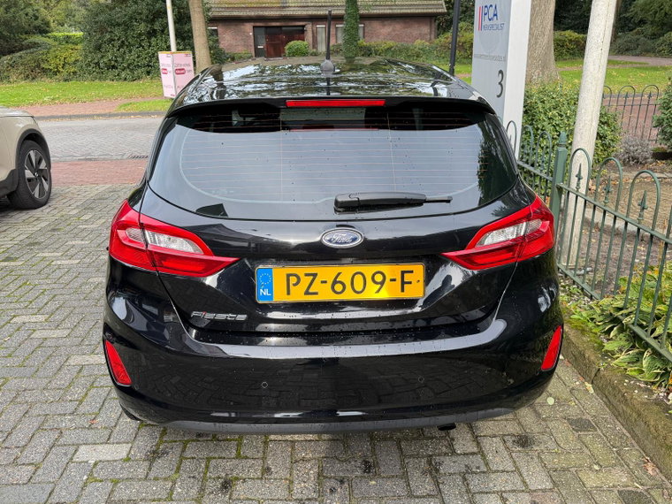 Vehicle Image 35