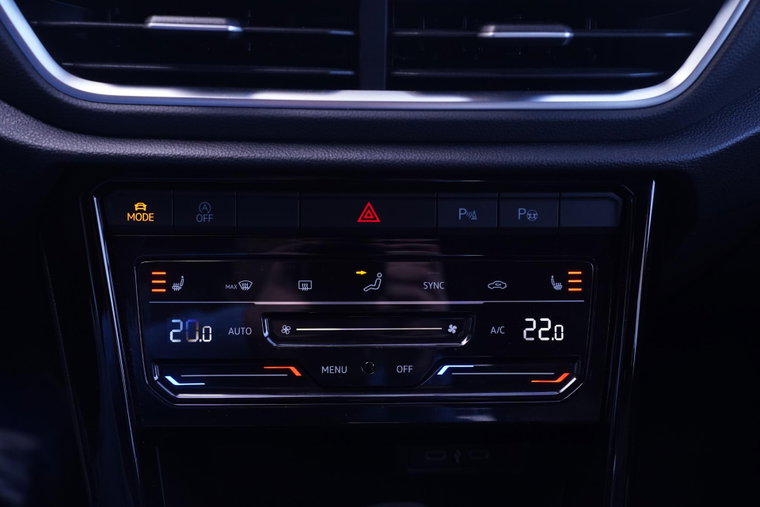 Vehicle Image 46