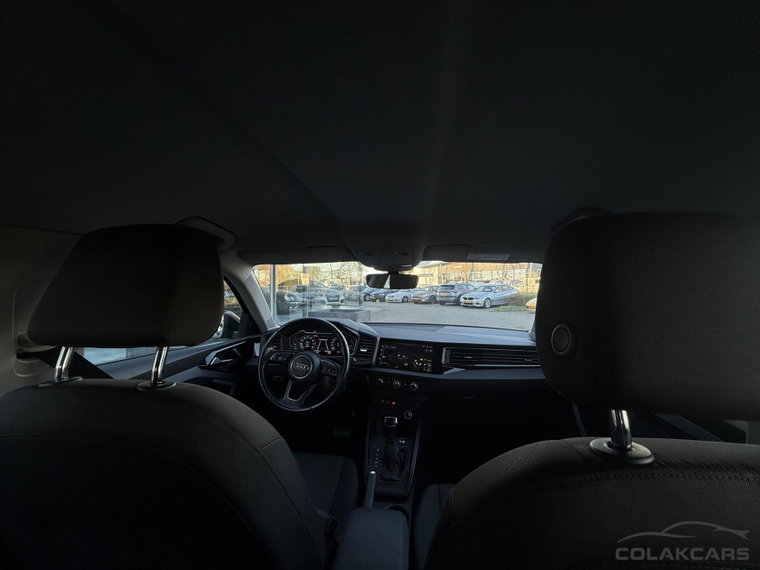 Vehicle Image 48