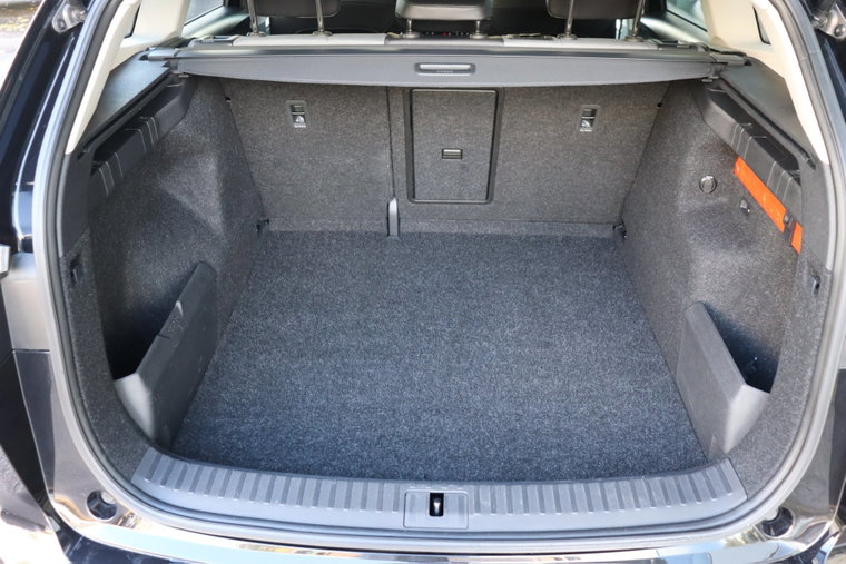 Vehicle Image 33