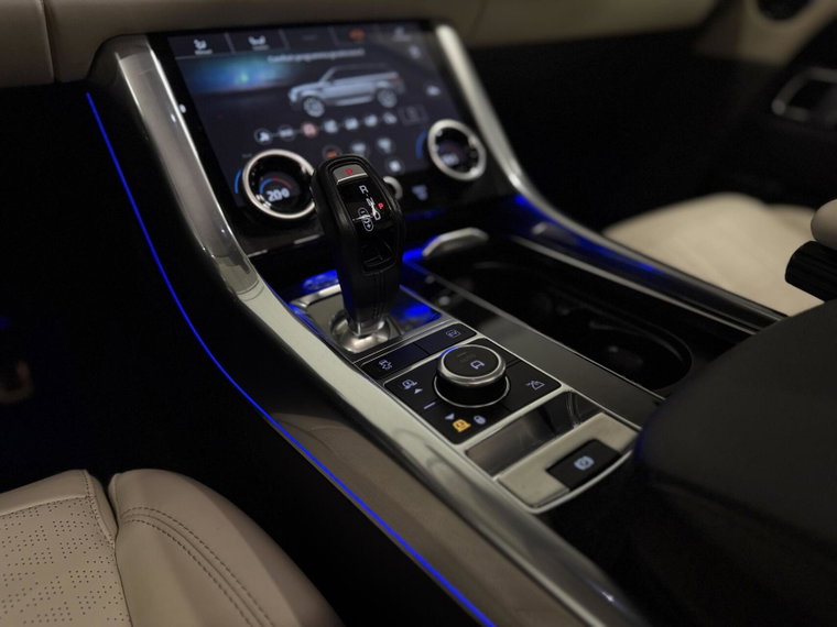 Vehicle Image 40