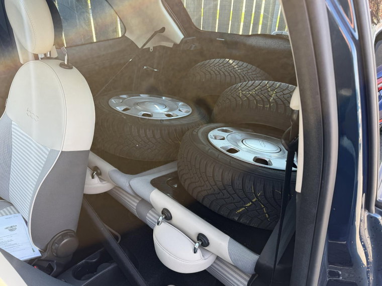 Vehicle Image 22