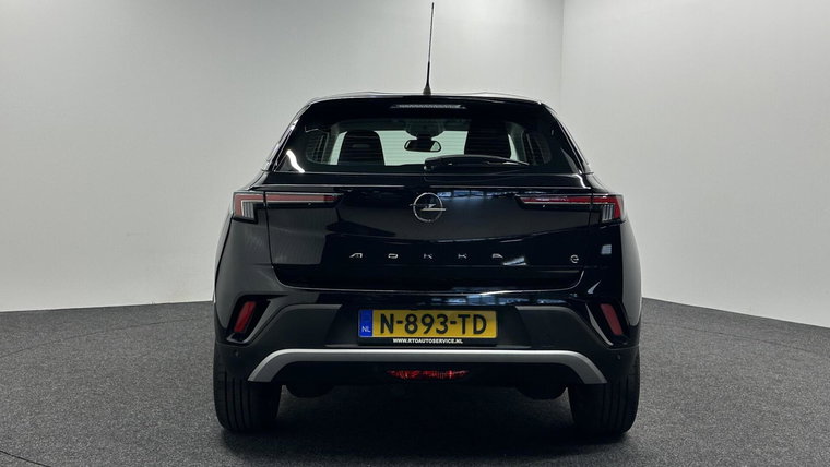 Vehicle Image 12