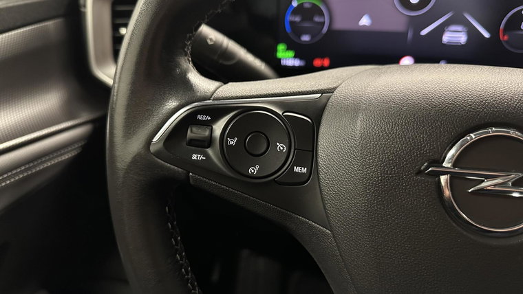 Vehicle Image 28