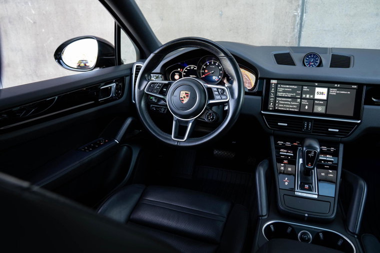 Vehicle Image 30