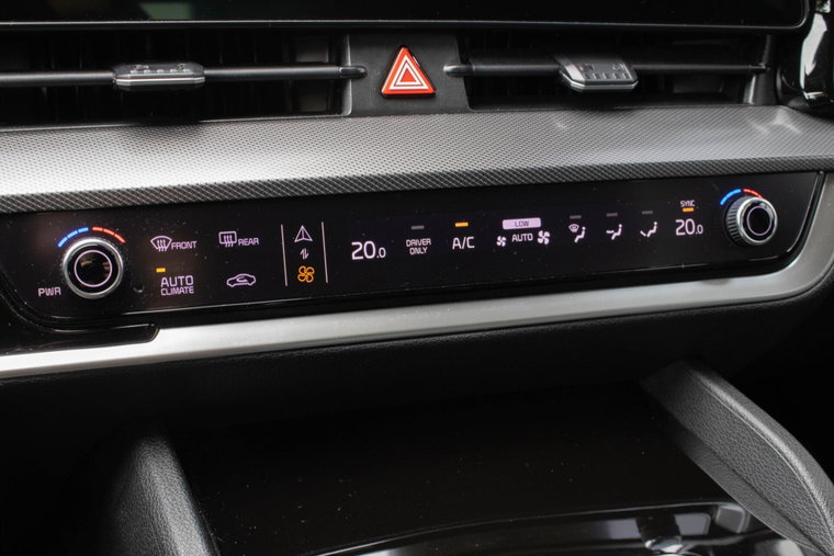 Vehicle Image 38